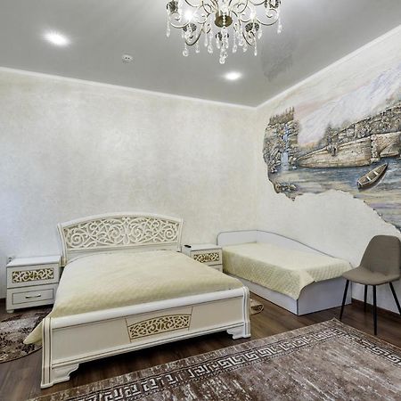 Апартаменти В Старому Місті Sweet House Kamieniec Podolski Zewnętrze zdjęcie